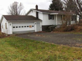 5350 Beam Hill Rd, Marion, NY 14505