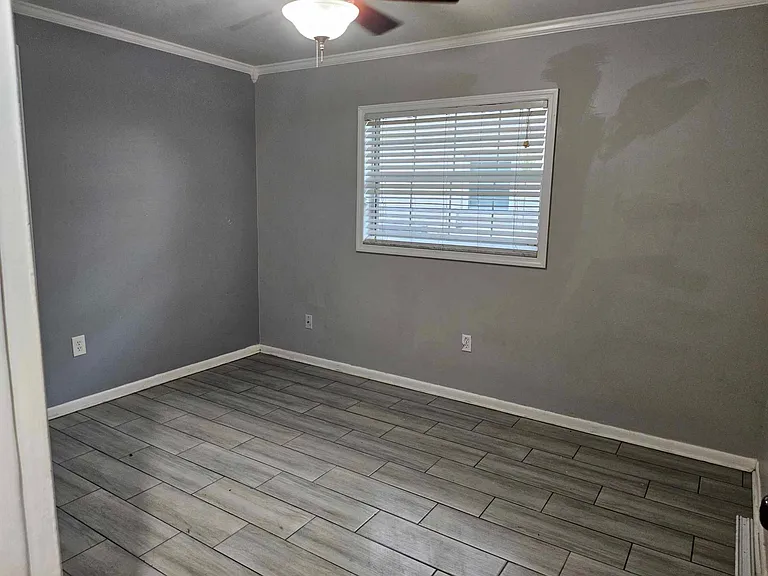 6005 Tampa Shores Blvd — Photo 19