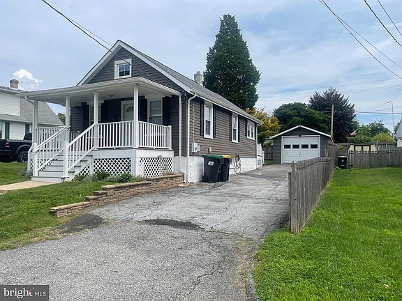 4th image of 212 Virginia Ave