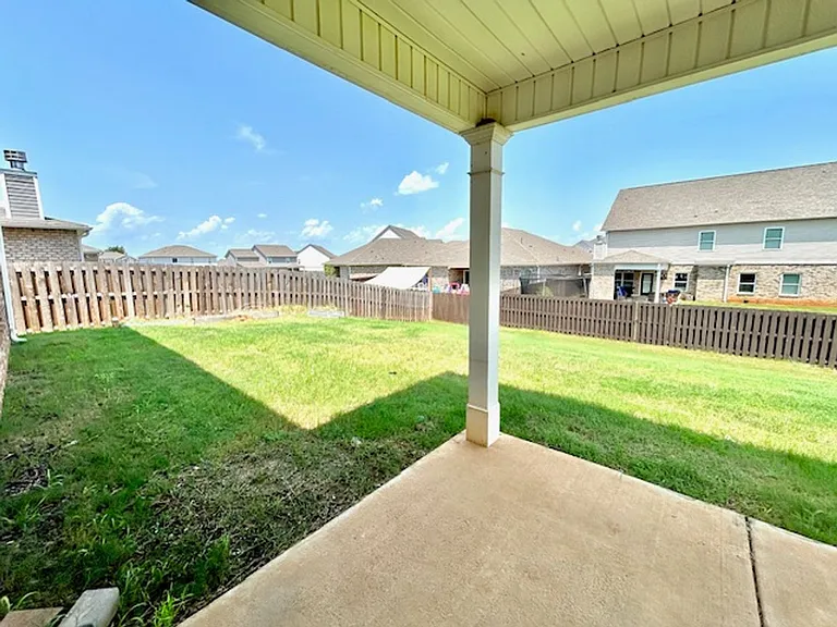 115 Hutchinson Rd — Photo 51