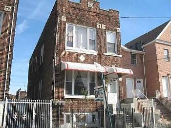 1st image of 3219 102nd St