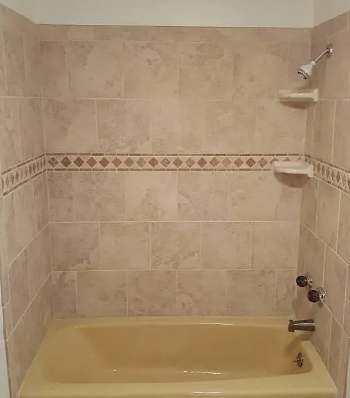 123 Brennburn Ln — Photo 10