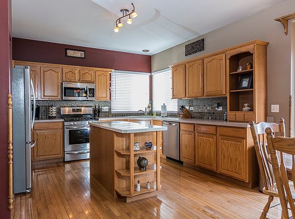 5th image of 1094 Annandale Dr