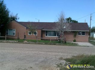408 Walnut St, Medicine Bow, WY 82329