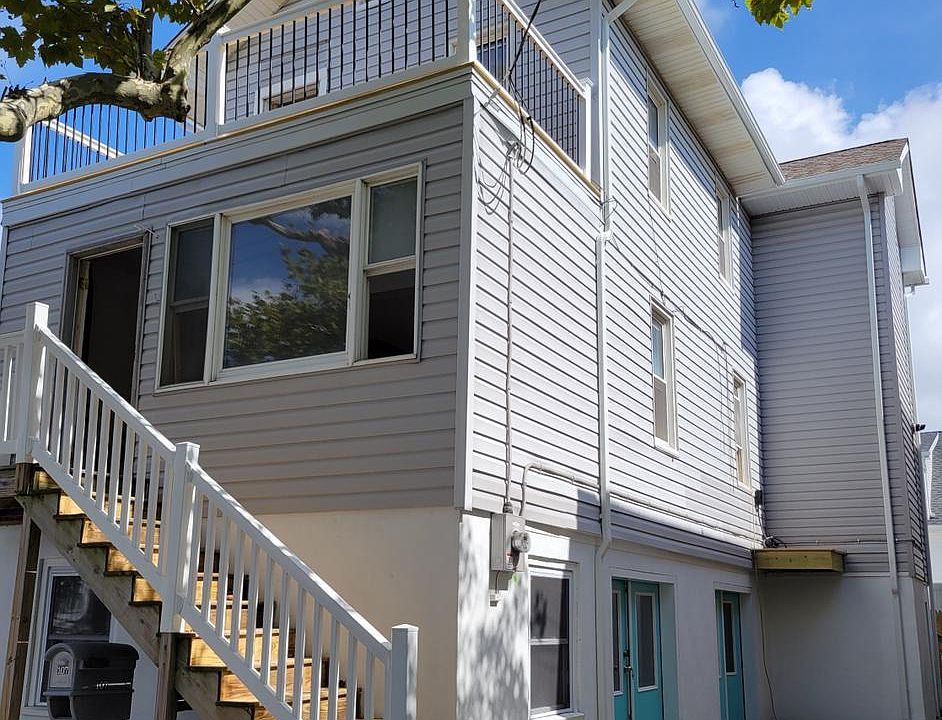 1st image of 107 N Princeton Ave