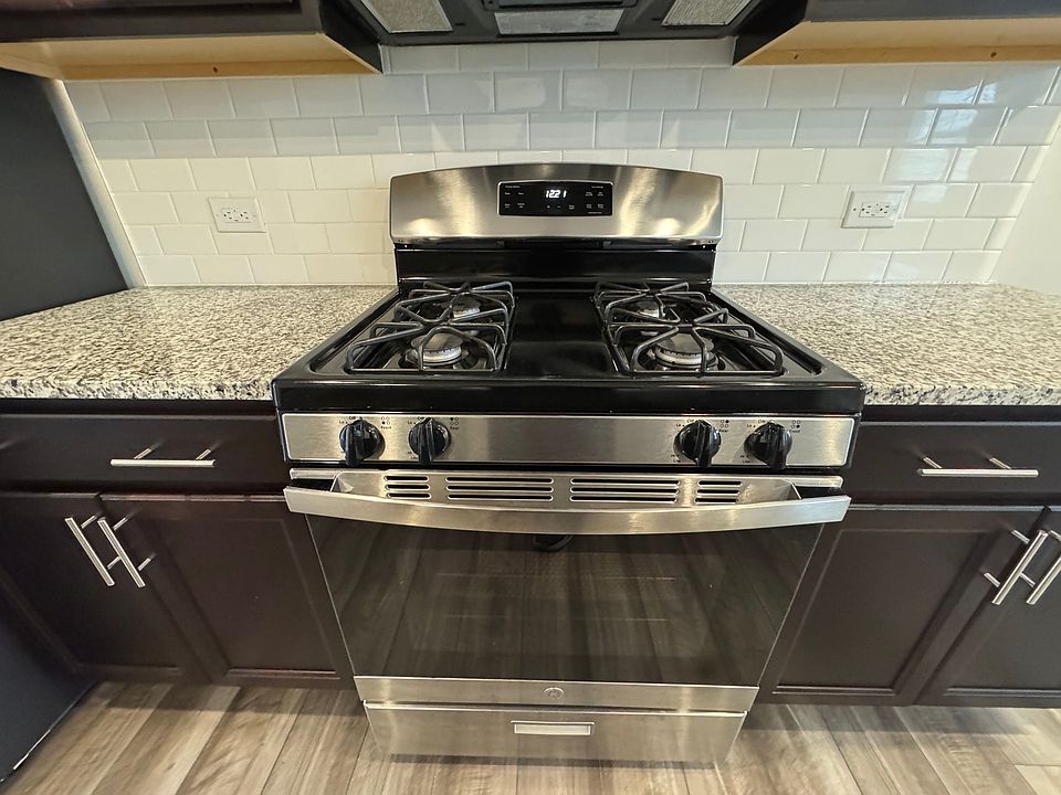 1st image of 1129 Lily Loch Way #1