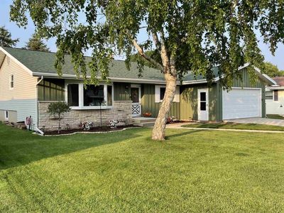 890 MEQUON AVENUE, Fond Du Lac, WI, 54935