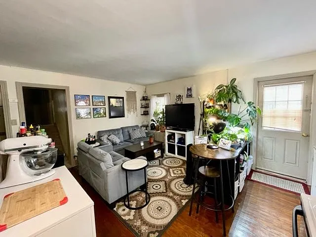 14 W Chestnut St #3 — Photo 2