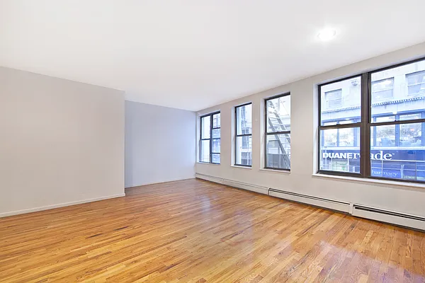 Rented by R New York | media 1