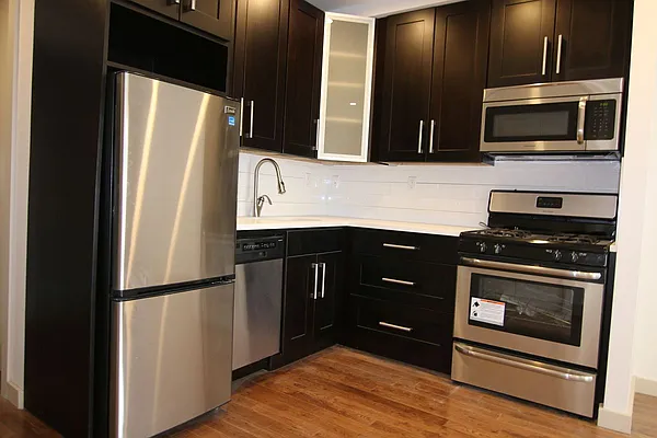 Rented by Target Realty Group | media 20