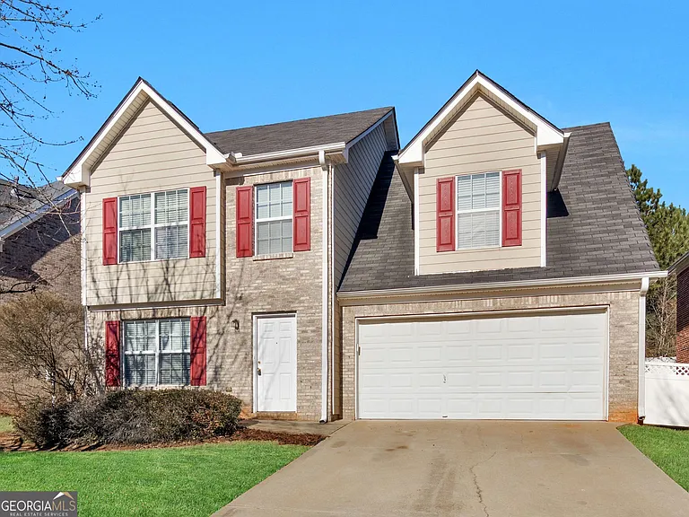 305 Nunnally Dr — Photo 1