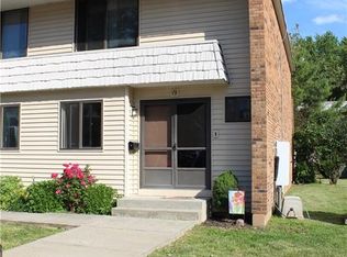 19 Mountain Laurel Ct #19, Cromwell, CT 06416