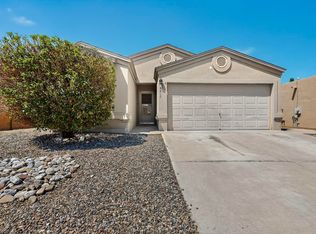 8415 Crimson Ave NW, Albuquerque, NM 87120