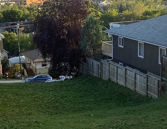 4th image of 1128 Jamieson Ave NE