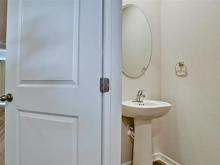 2746 Pearly Banks Dr — Photo 6