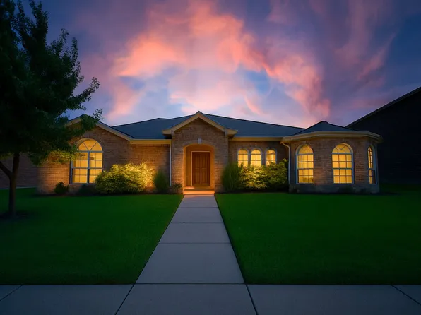 2308 Redwood Dr, Lancaster, TX 75134