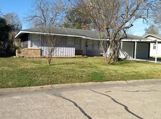 703 N 12th St, La Porte, TX 77571