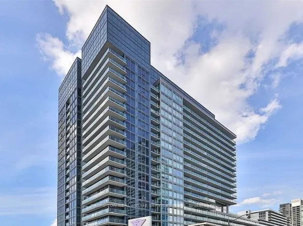 72 Esther Shiner Blvd, Toronto, ON