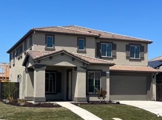 8667 N Bellagio Dr, Hilmar, CA