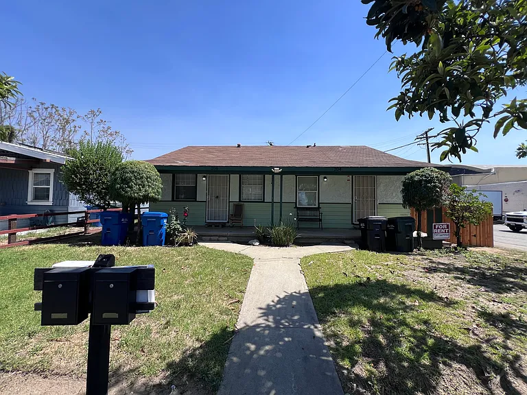 204 Palm Pl #A — Photo 6