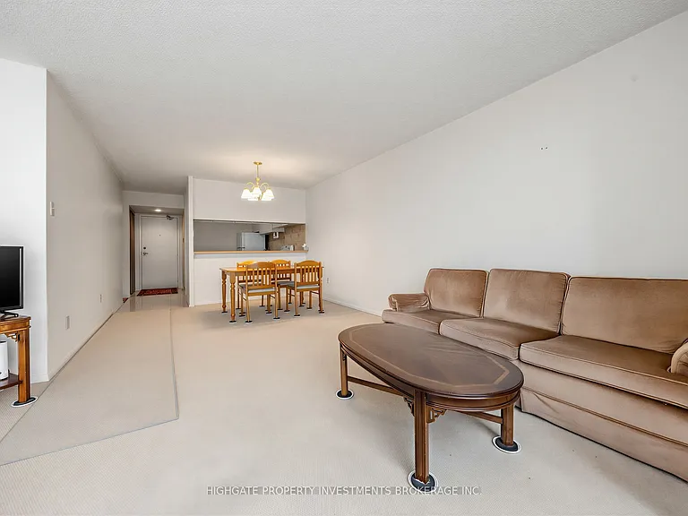 10 Martha Eaton Way #605 — Photo 16