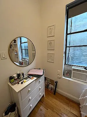 Rented by Point NYC | media 28