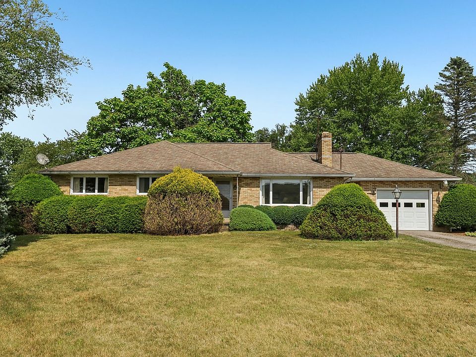 1st image of 370 Mercer Rd
