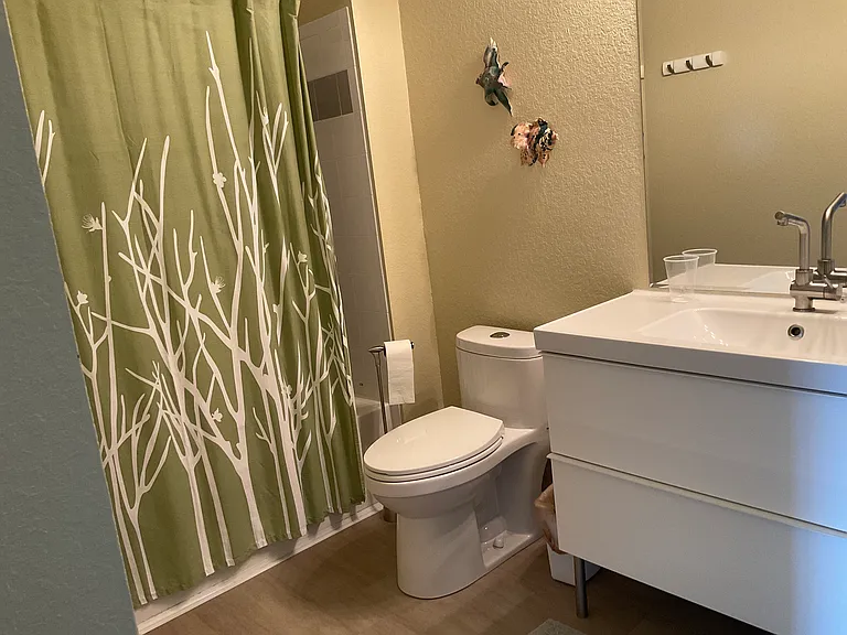 210 3rd St W #8405 — Photo 20