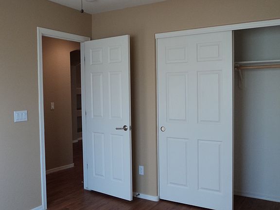 5th image of 23546 W Adams St