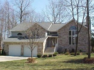 2 Jamestown Dr, Michigan City, IN 46360