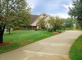 11197 14th St N, Lake Elmo, MN 55042