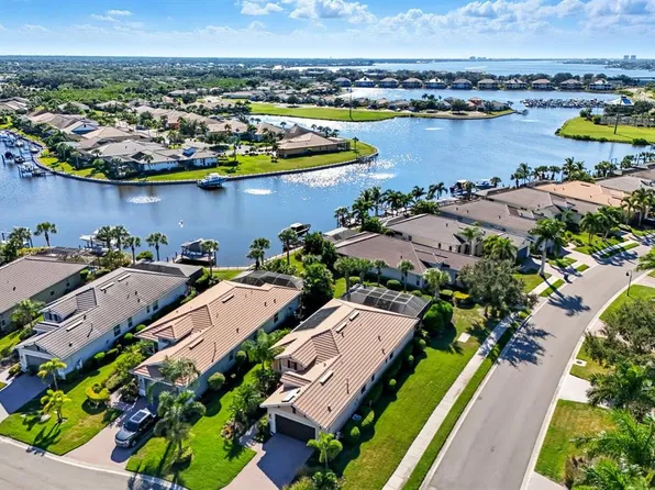 1250 Tidewater Ct, Bradenton, FL 34208