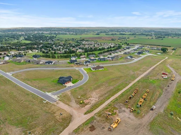 4360 Augusta Dr, Rapid City, SD 57703