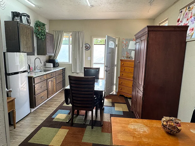 253 Anderson Rd #A — Photo 3