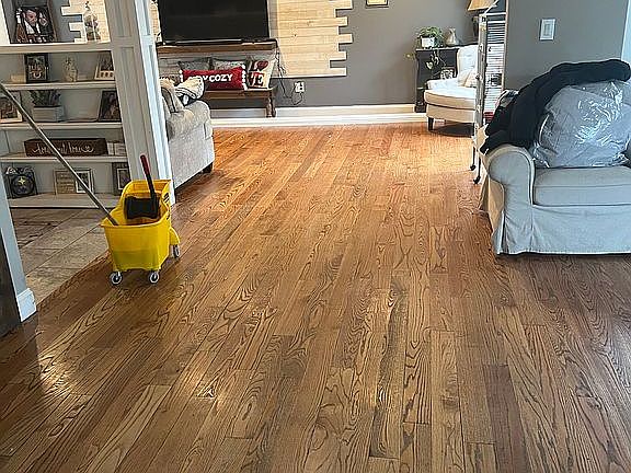 3rd image of 3 Carpenter Ln