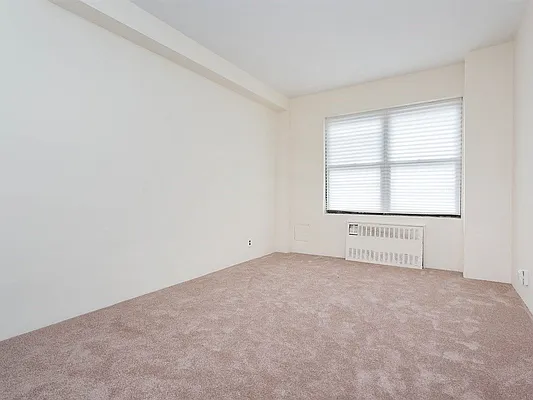 Sold by Keller Williams Realty Landmark | media 29