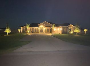 1201 Hyde Park Dr, Corpus Christi, TX 78415