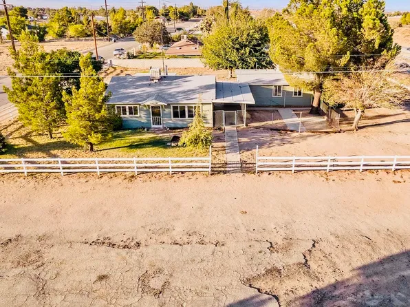 40810 13th St W, Palmdale, CA 93551