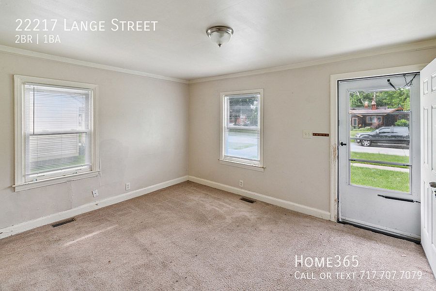 22217 Lange St, Saint Clair Shores, MI 48080 Zillow