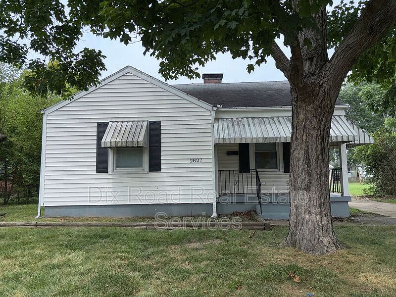 1st image of 2827 Oxford Ave