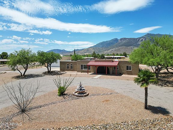 3rd image of 3806 E TOLTEC Court