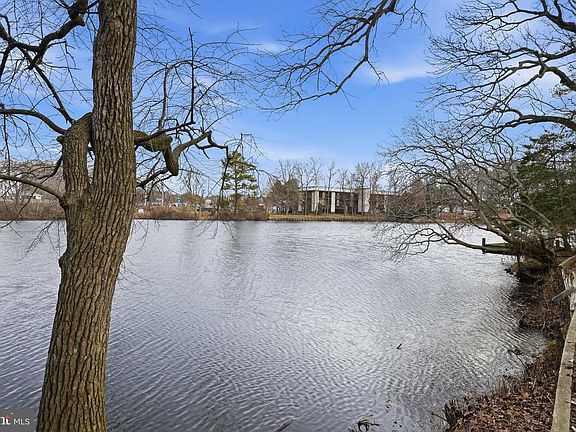 2nd image of 9121 Middleford Rd