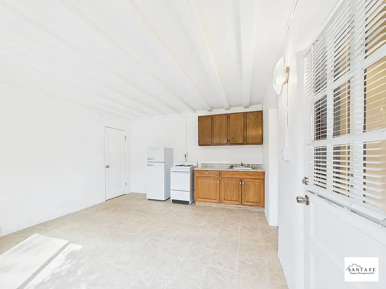510 Sunset St — Photo 9