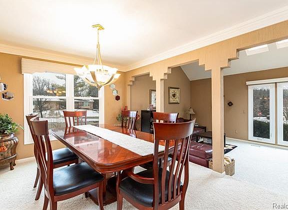 4th image of 30304 Stratford Ct