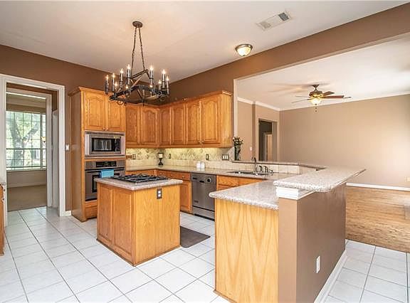 5th image of 7525 Sweetgum Dr