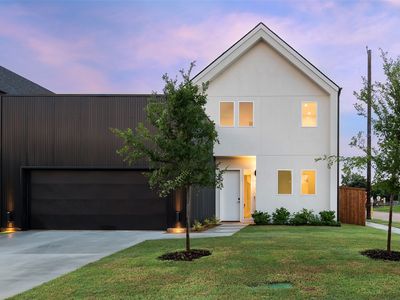 838 McBroom St, Dallas, TX, 75212