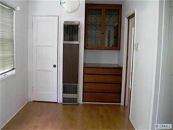 4th image of 339 10th St
