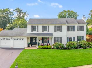 11 Yellowstone Lane, Howell, NJ 07731