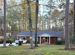 123 Windsor Cir #A, Chapel Hill, NC 27516