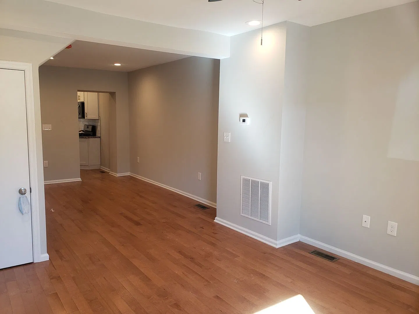 Amazing Fed Hill 2bd/1ba gut renovation w/ CAC, W/D & more! Available 12/15 — Photo 4